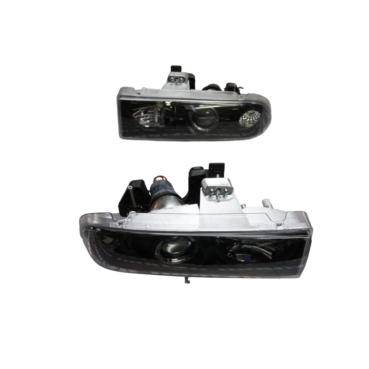 DSC06225-Photoroom.jpg Ópticos LED Chevrolet S10 Blazer 98-04 fondo negro - Imagen 1