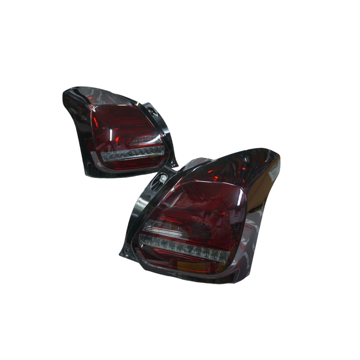 DSC06728-Photoroom.jpg Focos full LED Suzuki Swift Sport ZC33S 18-up fondo rojo ahumado - Imagen 1