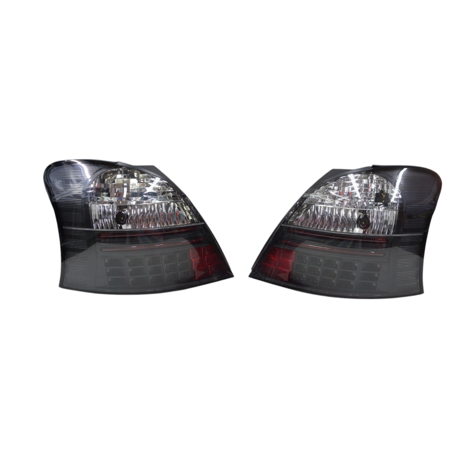 DSC07975-Photoroom.jpg Focos traseros LED Toyota Yaris sport 06-08 fondo negro - Imagen 1