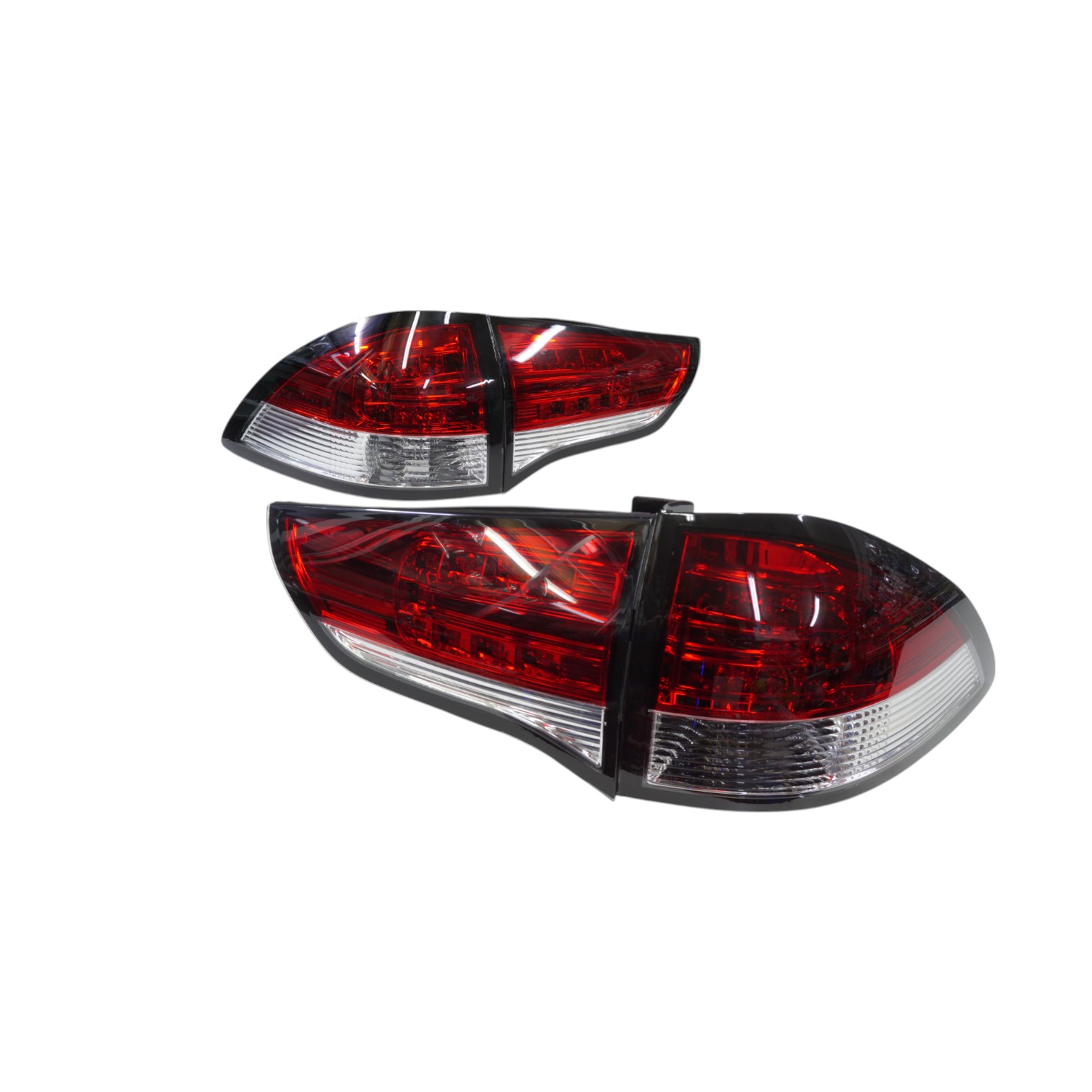 DSC08301-Photoroom.jpg Focos traseros LED Mitsubishi Montero Sport 09-16 fondo rojo - Imagen 1