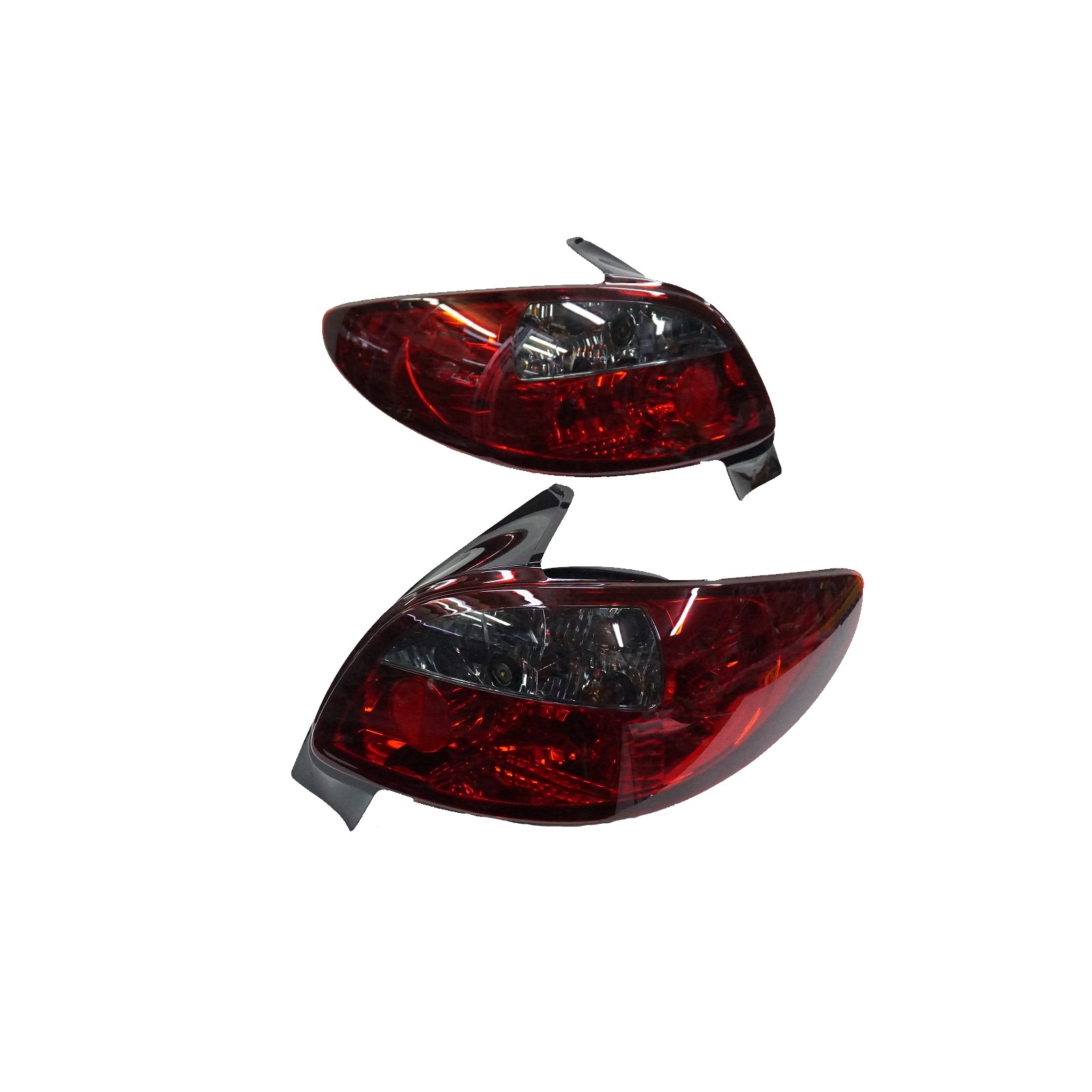 SK1300-A2B6-RS-.jpg Focos traseros Peugeot 206 98-09 fondo rojo ahumado - Imagen 1